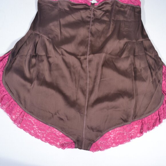 NEW FREE PEOPLE FIRST DATE LACE TRIM ROMPER, MEDIUM - Picture 6 of 12